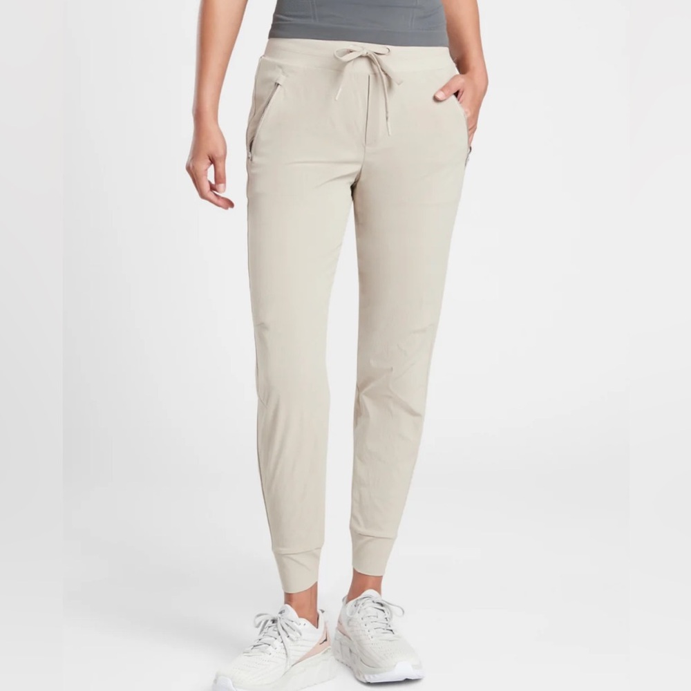 Athleta Trekkie North Jogger